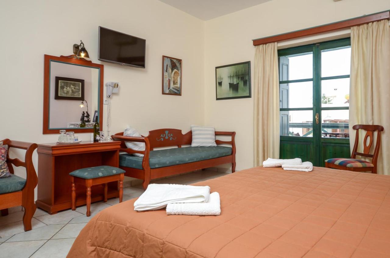 Apollon Hotel Naxos City Екстер'єр фото
