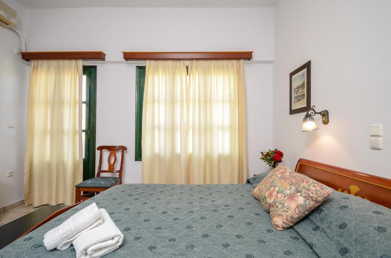 Apollon Hotel Naxos City Екстер'єр фото