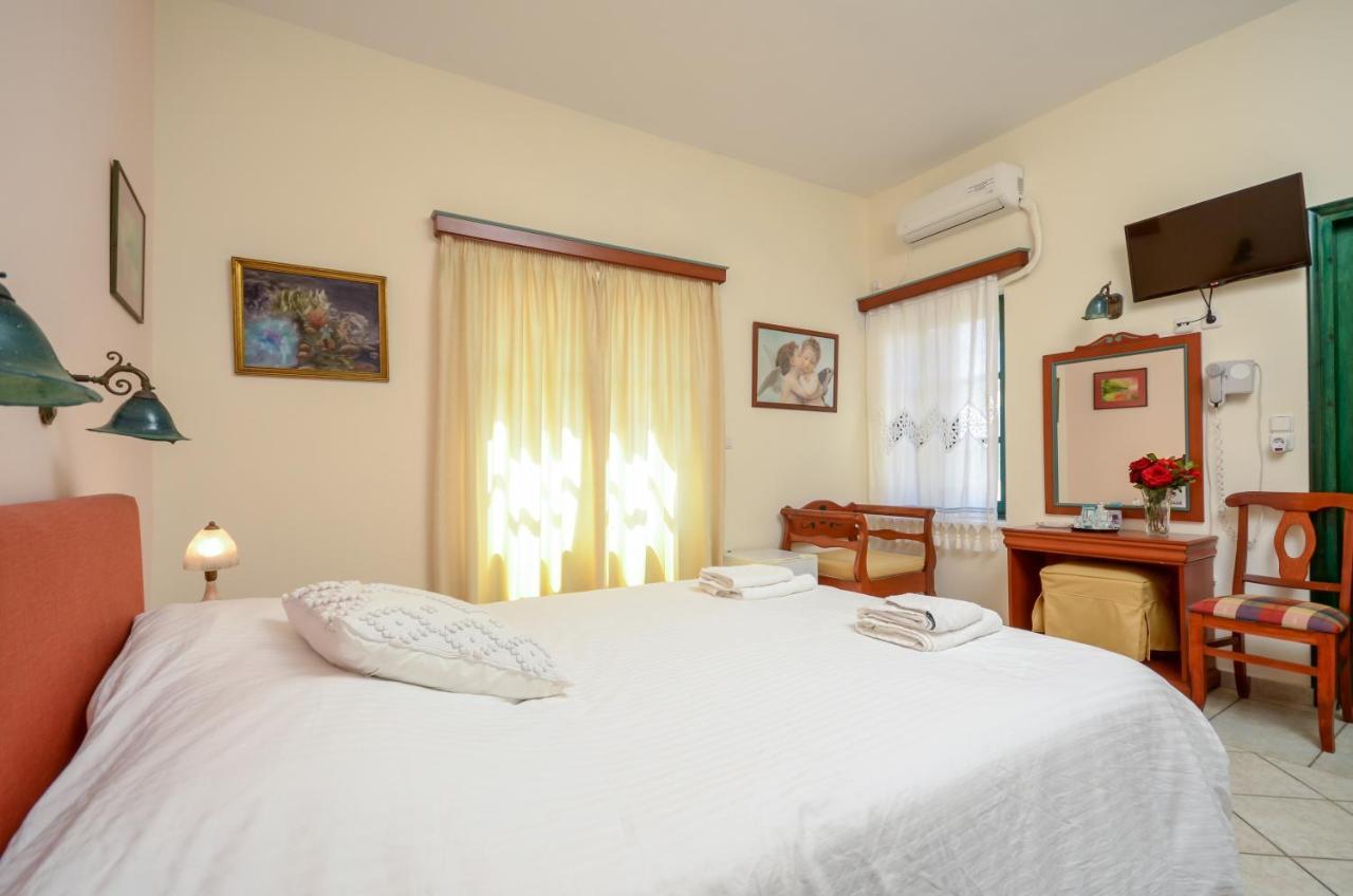 Apollon Hotel Naxos City Екстер'єр фото