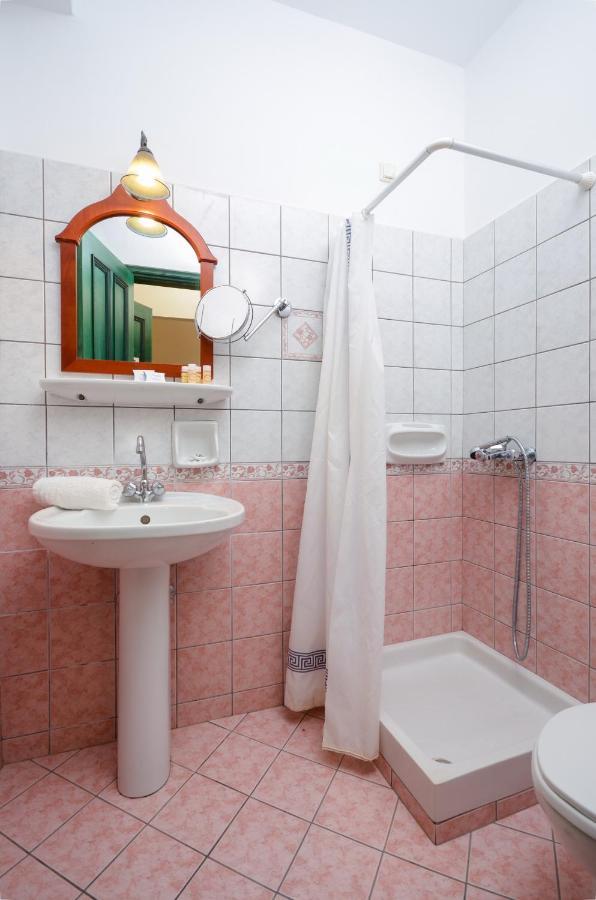 Apollon Hotel Naxos City Екстер'єр фото