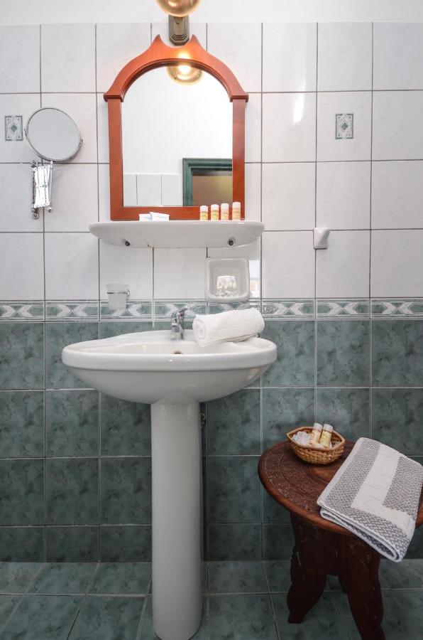 Apollon Hotel Naxos City Екстер'єр фото