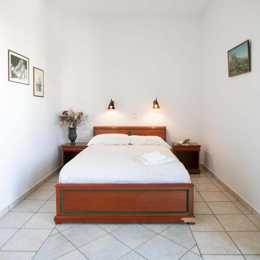 Apollon Hotel Naxos City Екстер'єр фото
