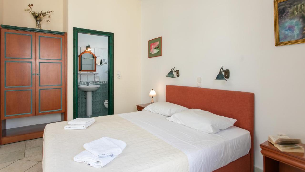 Apollon Hotel Naxos City Екстер'єр фото